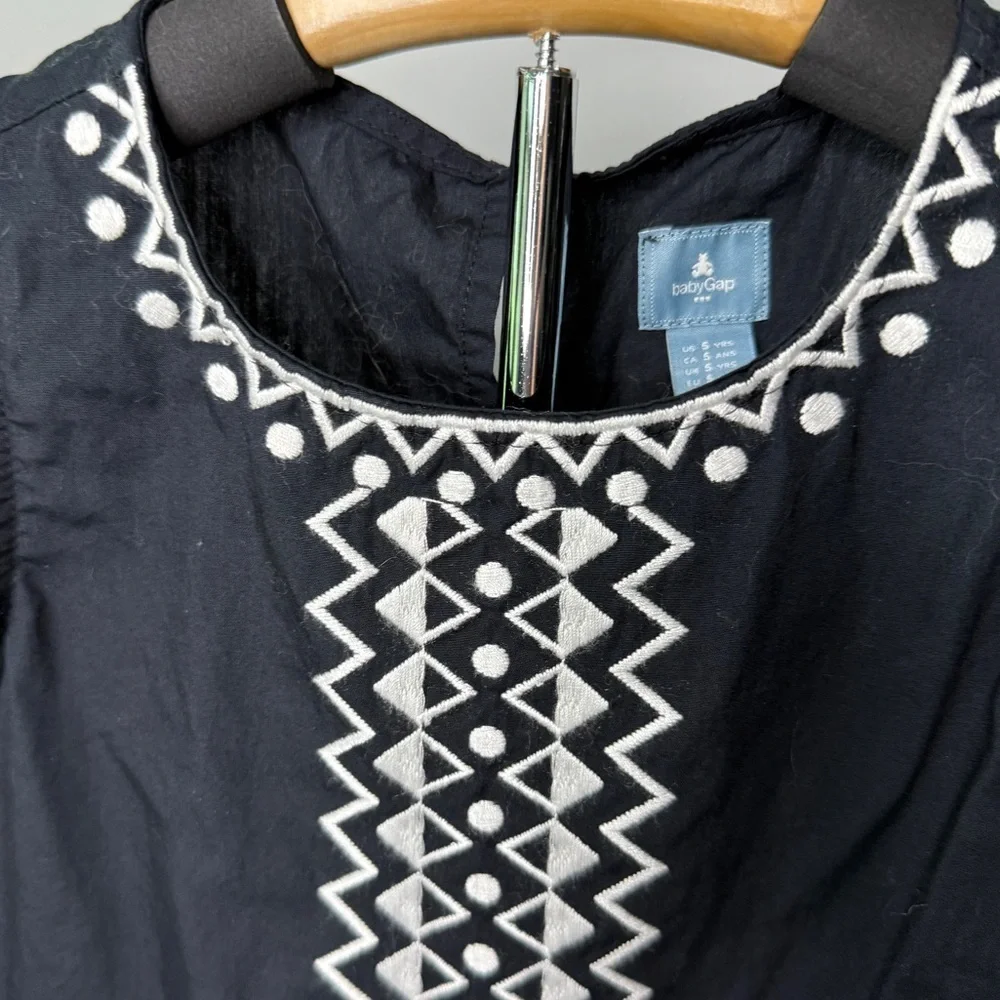 Baby Gap 5 years black with white embroidery dress